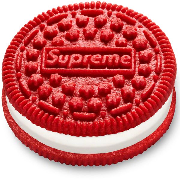 Hypebeasts Can Have a Little Supreme Oreo, as a Treat