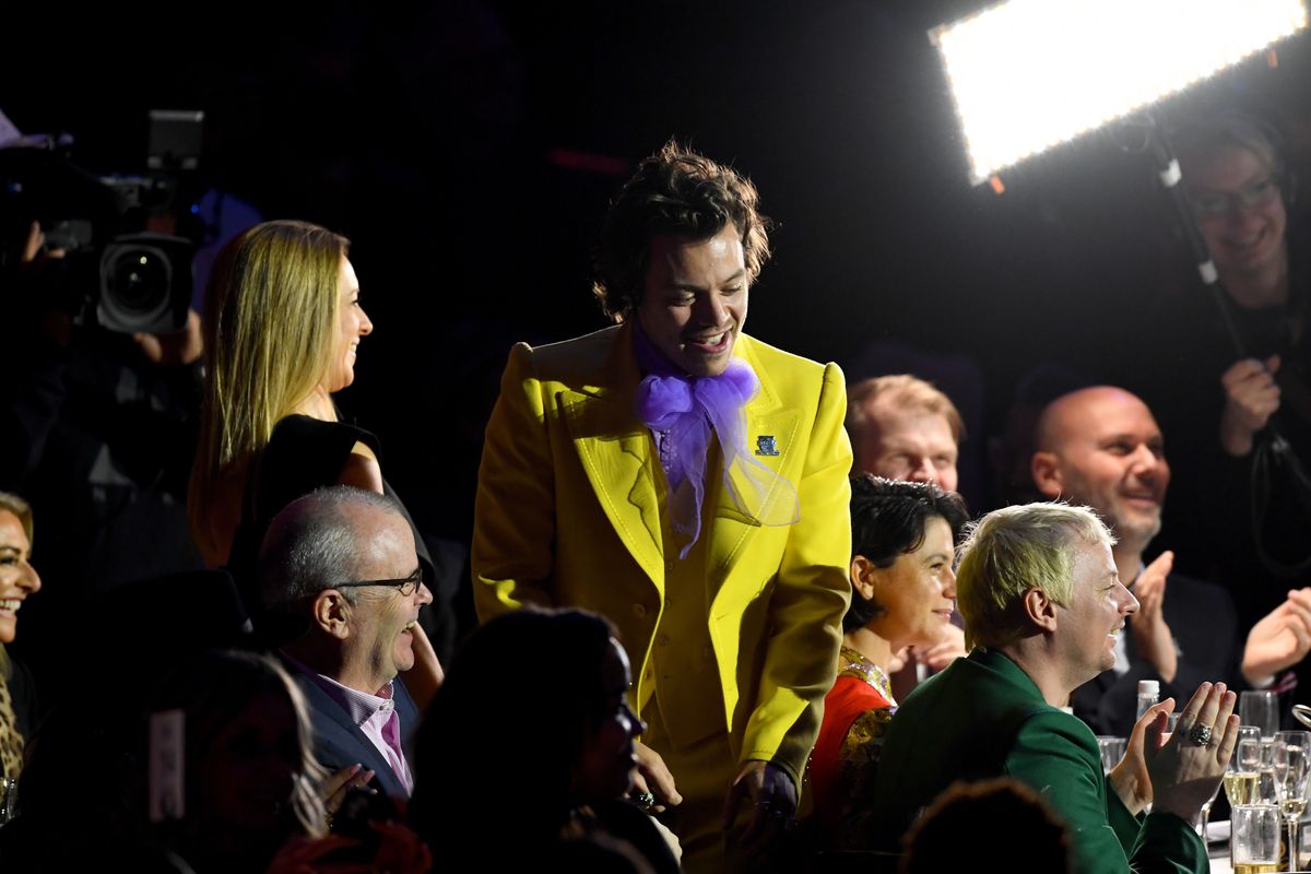 Harry Styles Glows In Marc Jacobs At The Brit Awards Paper