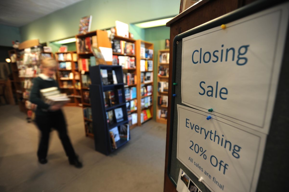 Polemica sulla legge che prova a fermare la strage dei librai