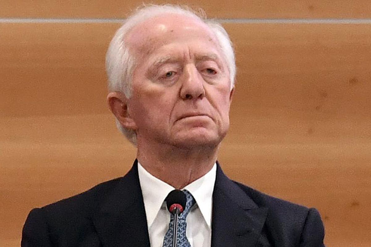 La nuova alleanza Intesa-Mediobanca mette a nudo l’outsider Del Vecchio