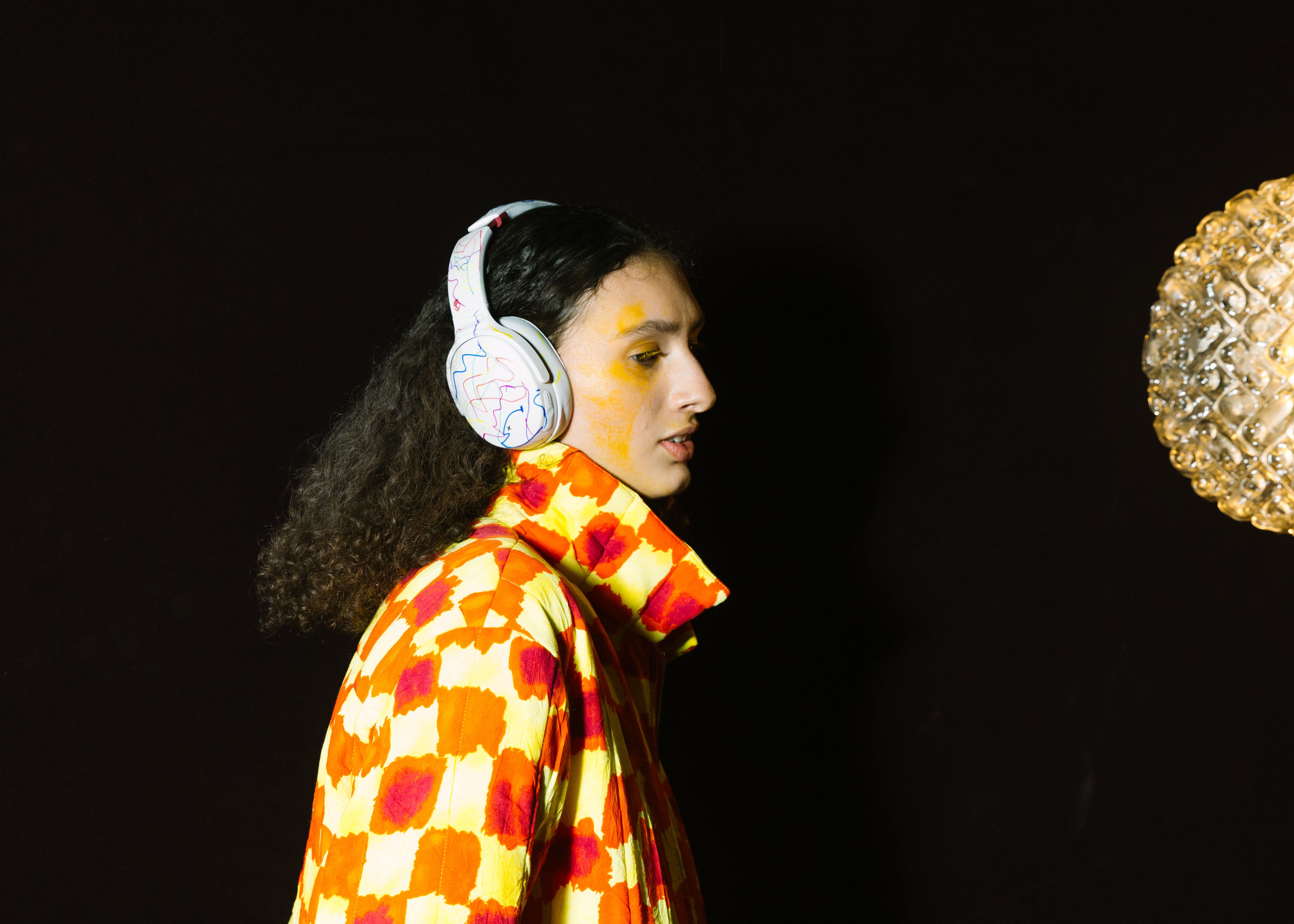collina strada headphones