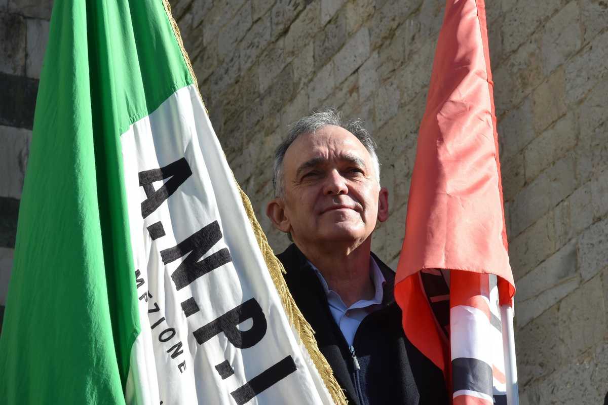Ma per il presidente Pd della Toscana
chi chiede protezione è un fascioleghista