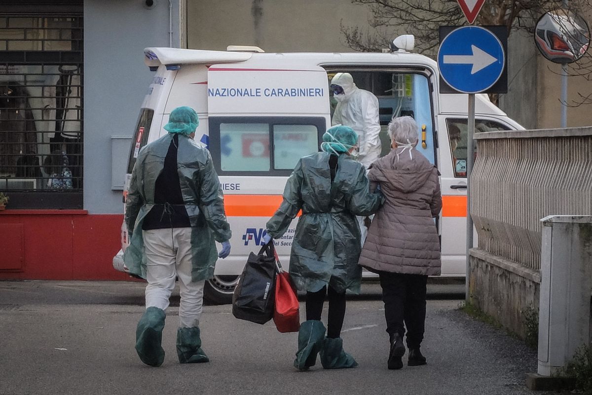 In un paio di giorni 60 ammalati. Siamo il Paese più infetto d’Europa