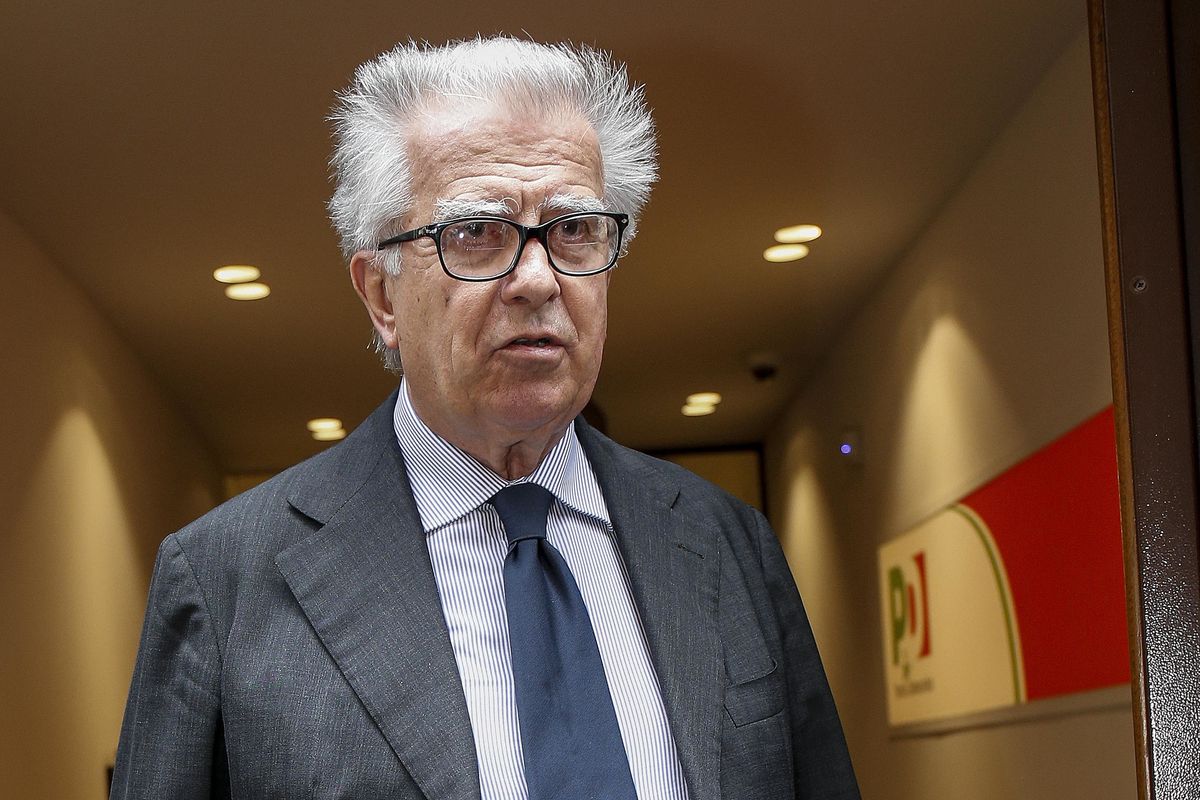 Luigi Zanda: «Renzi ha sbagliato più volte analisi e continua a compiere errori clamorosi»