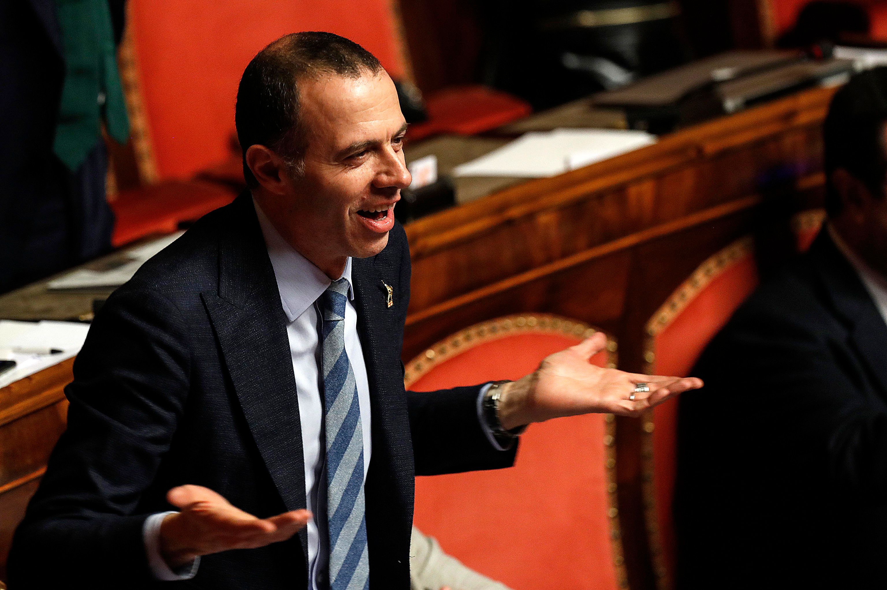 Romeo: «Niente accordi tra noi e Renzi. Si voti a giugno o a settembre»