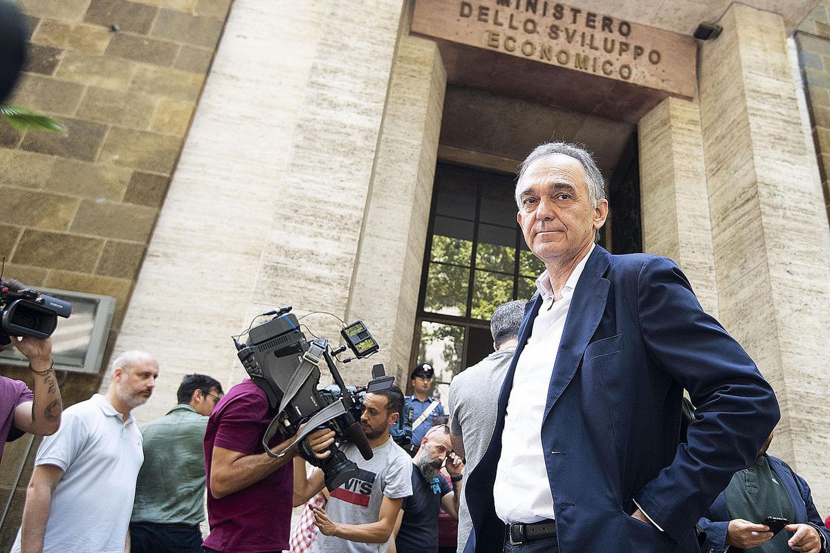 Rossi fa il «fascioleghista» e blinda la Toscana