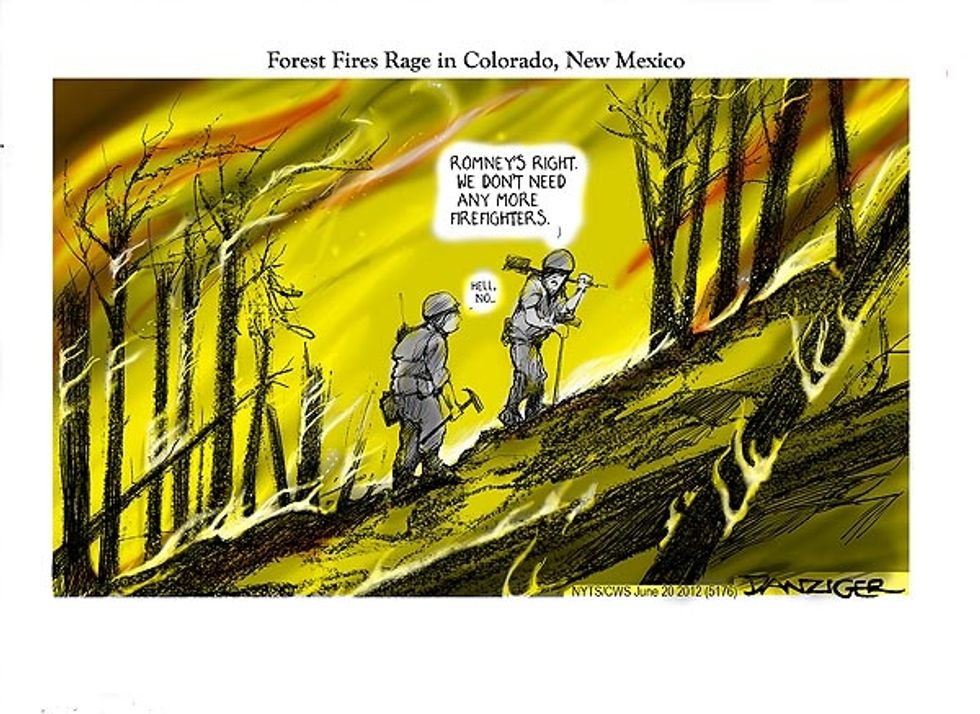 Forest Fires Rage In Colorado, New Mexico