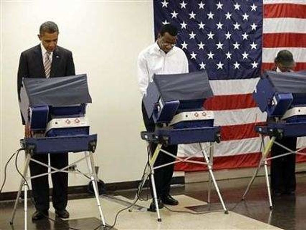 ‘I Can’t Tell You Who I Voted For’: Obama Votes Early On 100 Percent Unverifiable E-Vote System