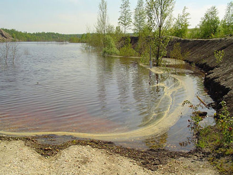 Poisoning The Well: How The Feds Let Industry Pollute The Nation’s Underground Water Supply