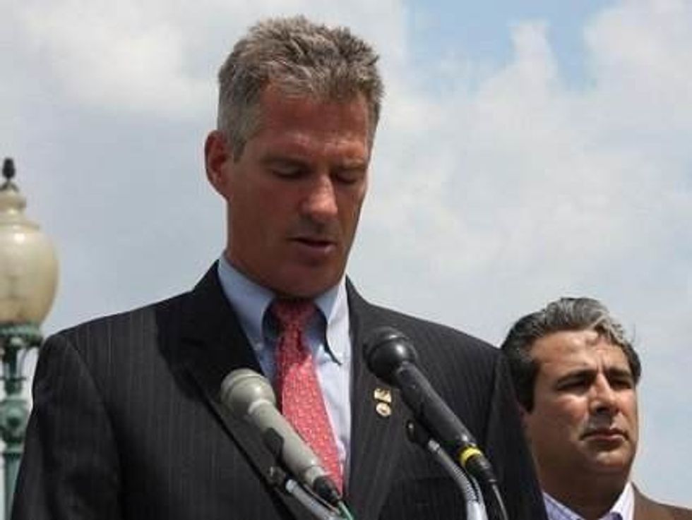 Poll: Scott Brown Would Crush Dem Opponents In Special Election
