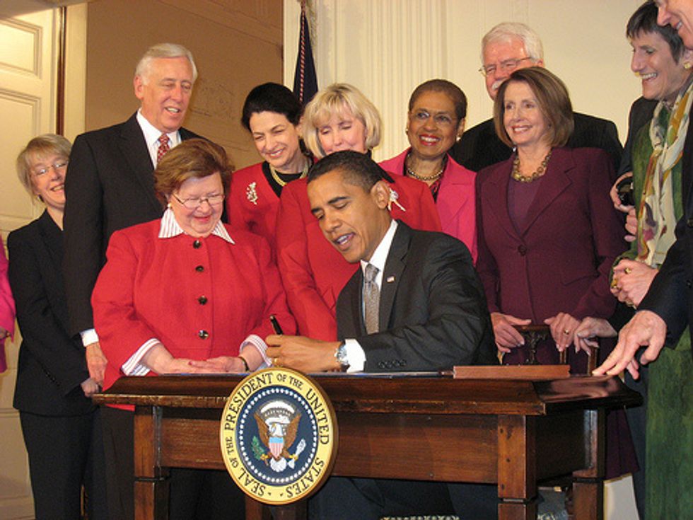 Obama Celebrates 50th Anniversary Of Equal Pay Act