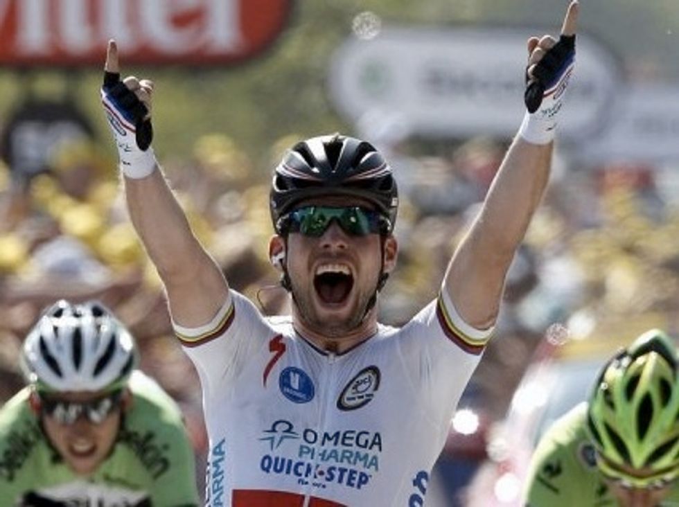 Cav Wins Tour Stage As Contador Shrinks Gap On Froome