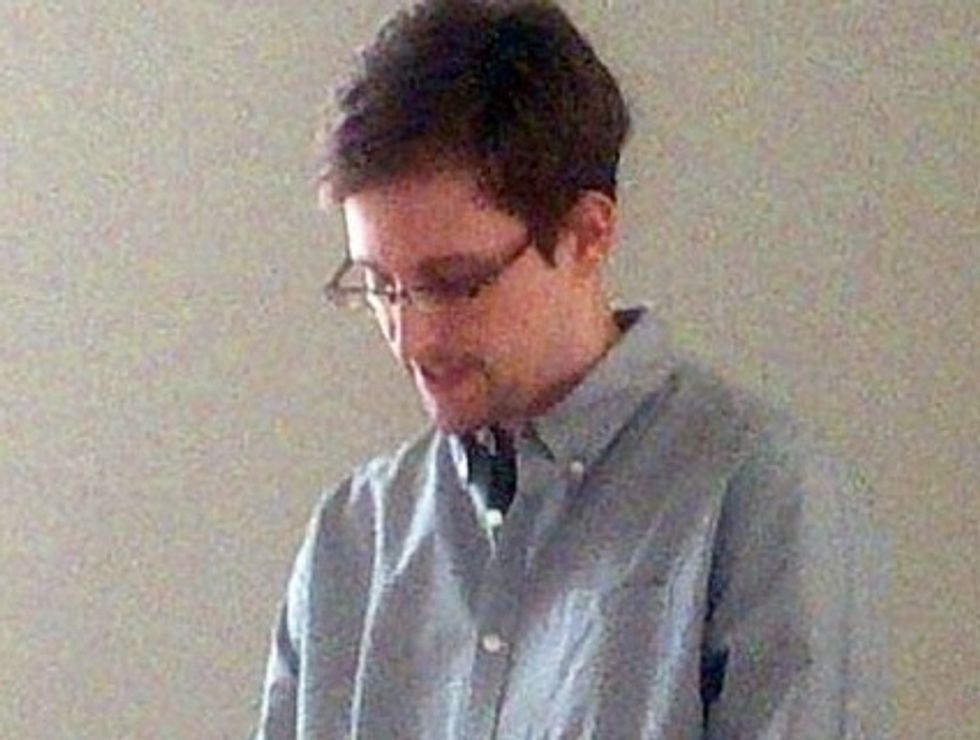 Putin Seeks To Calm Snowden Tensions With U.S.