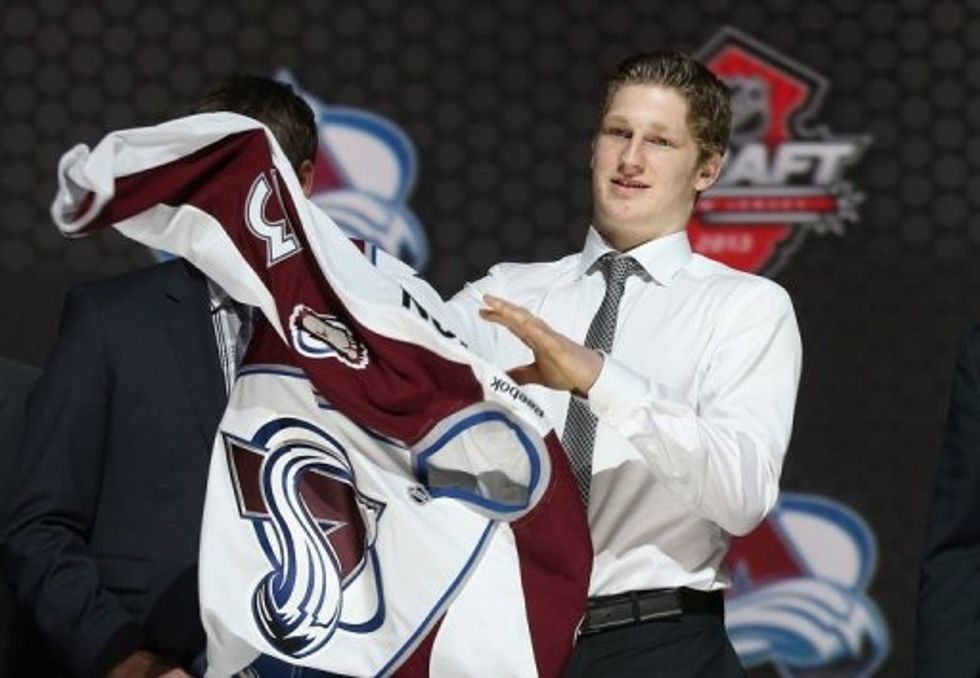 Top NHL Pick MacKinnon Signs With Colorado