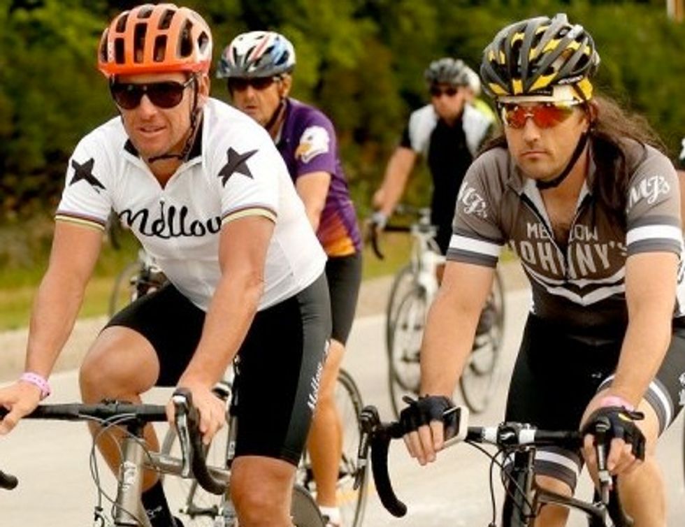 Armstrong Slams U.S. Government Lawsuit