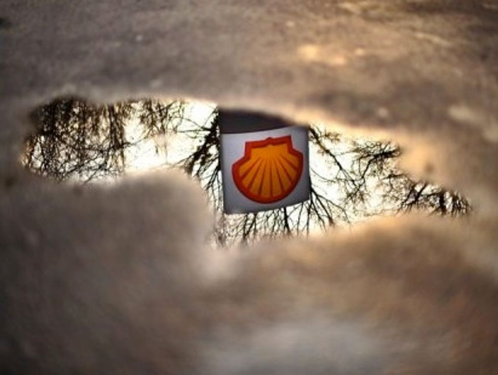 Shell Profit Tumbles 57 Percent In Q2