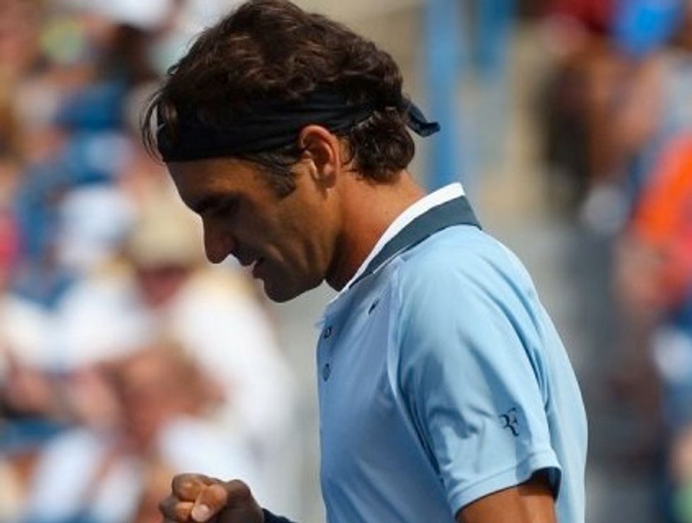 Djokovic Cruises As Federer Struggles In Cincinnati