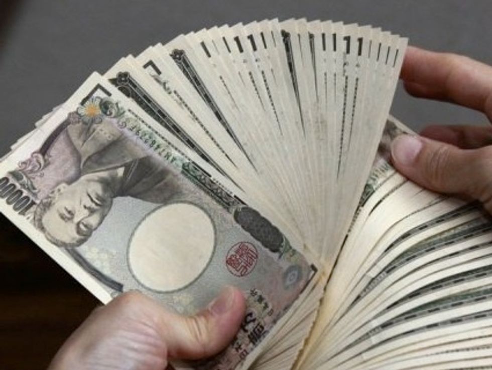 Japan National Debt Tops One Quadrillion Yen