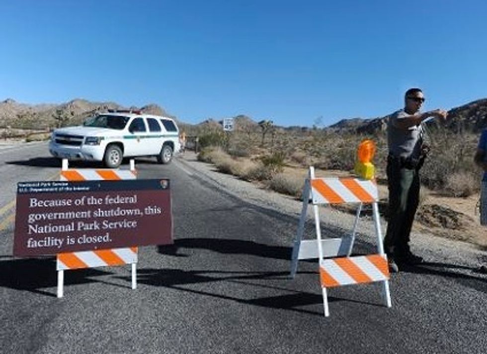 Tourists Kicked Out Of Landmark U.S. Parks