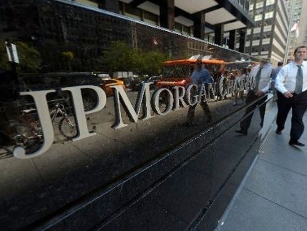 CFTC Fines JPMorgan $100 Million Over ‘London Whale’ Trades