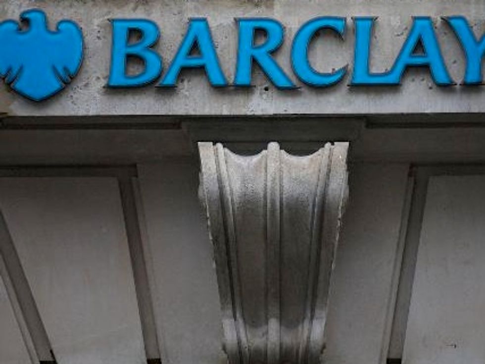 Barclays Suspends Six Traders In Forex Probe: Source