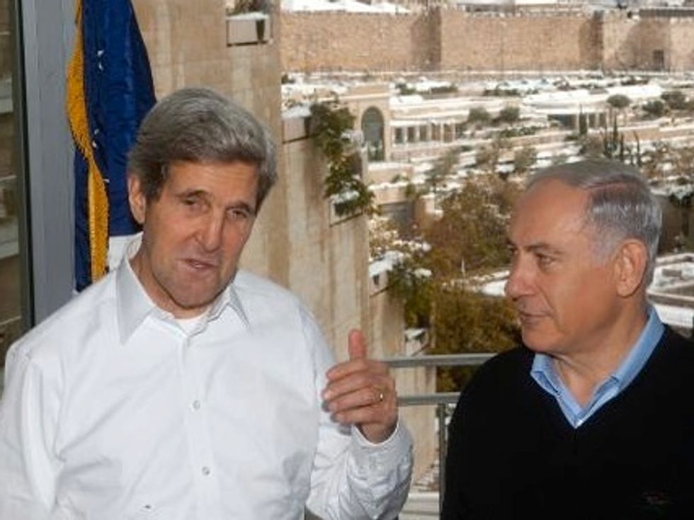 Kerry Pushes Mideast Security Plan On New Peace Trip