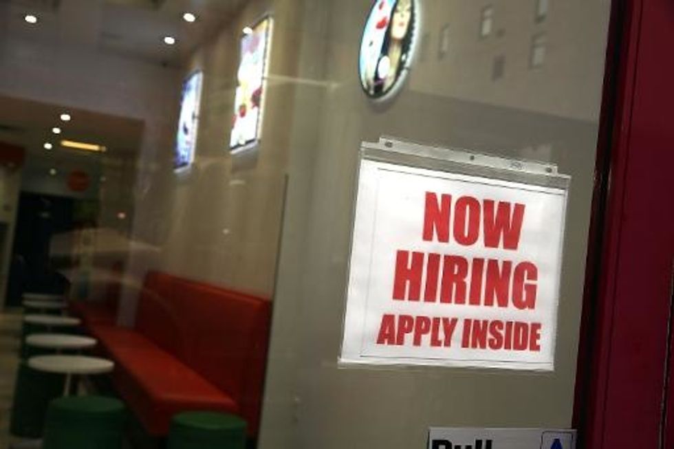 U.S. Jobless Claims Tumble