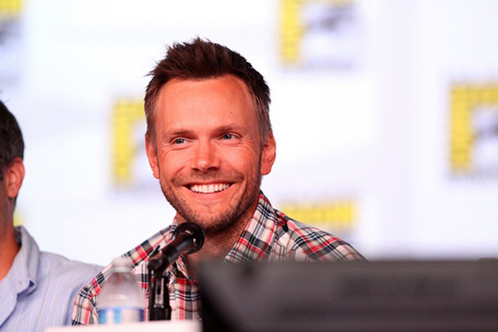 Joel McHale Will Host White House Correspondents’ Dinner