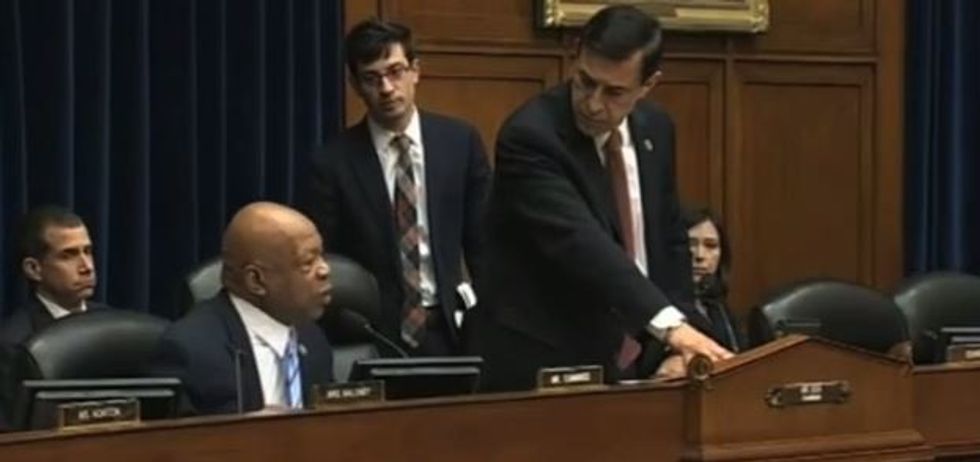 WATCH: Elijiah Cummings Blows Up At Darrell Issa At House Hearing