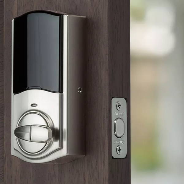 When to Tell Your Landlord You Need a New Lock