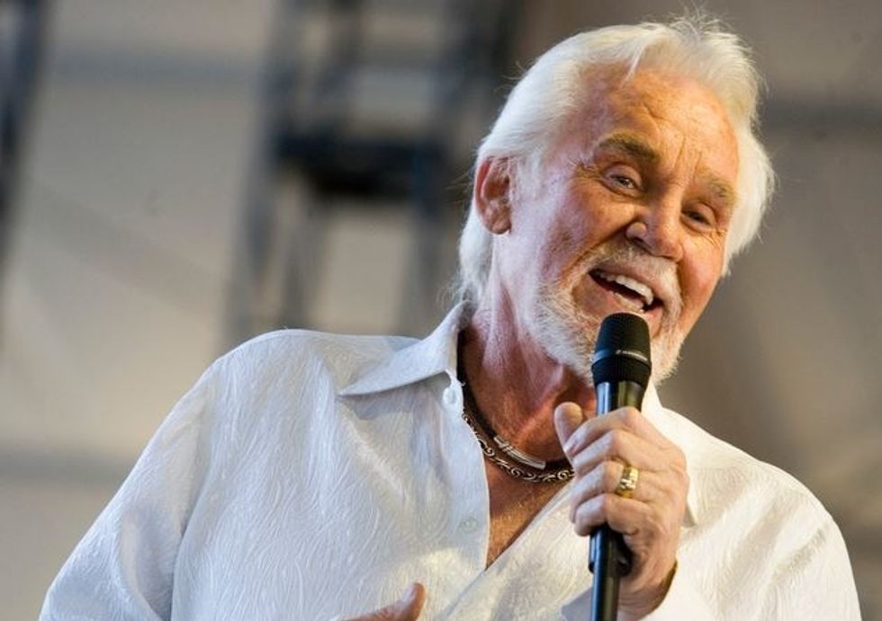 The Ageless Kenny Rogers Just Keeps On Working