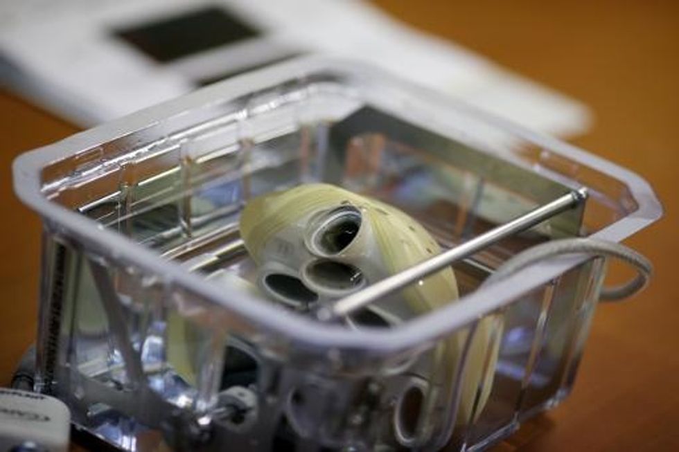 Artificial Hearts Can Be A Temporary Fix