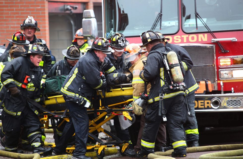 18 People Hurt, 2 Firefighters Killed In Boston 9-Alarm Fire