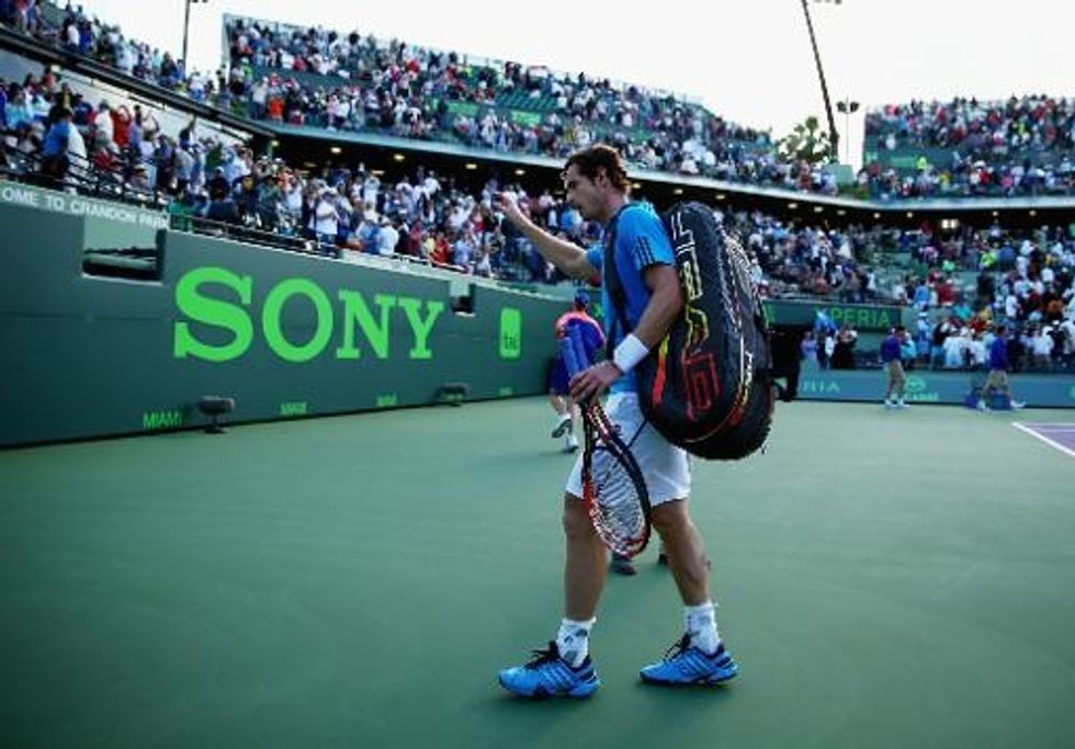 Nishikori Upsets Federer, Djokovic Ousts Murray