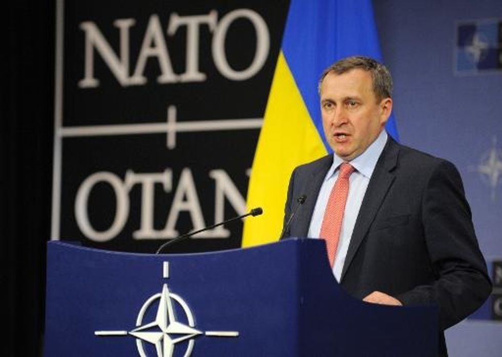 NATO Suspends Ties With Russia, Urges International Law Compliance
