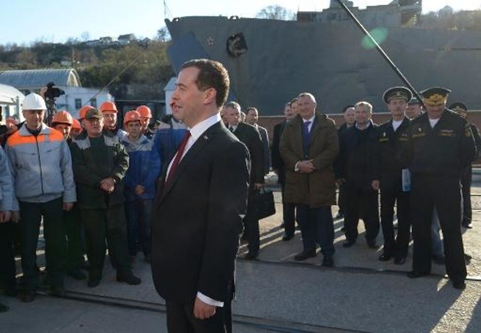 Russian Prime Minister Visits Crimea, Promises Investment