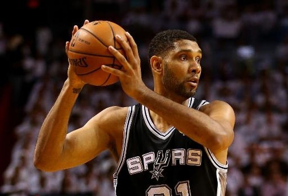 With Fifth Title In Hand, Duncan To Return For Spurs
