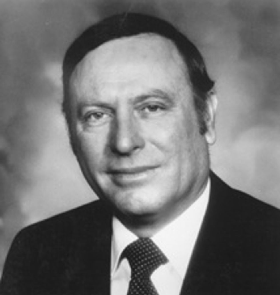 Alan Dixon, U.S. Senator From Illinois In ’80s and ’90s, Dies At 86