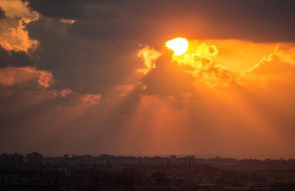 Scientists: World Marks Hottest June Since 1880