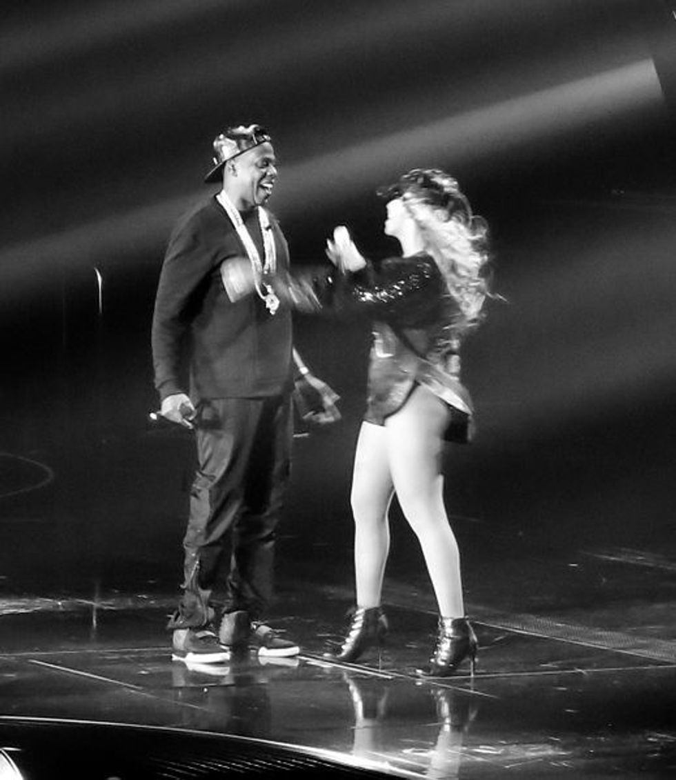 Man’s Fingertip Bitten Off At Beyonce-Jay Z Rose Bowl Show, Police Say