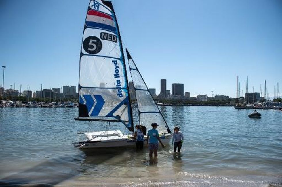 Olympic Sailing Champions Race In Huge Rio ‘Toilet’