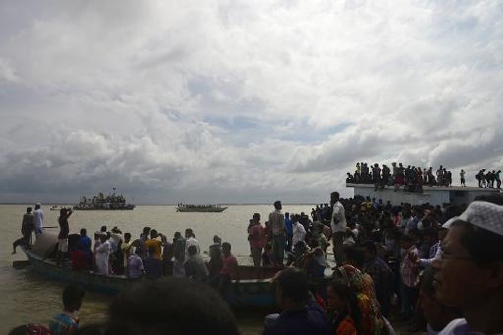 Bangladesh Ferry Carrying 250 Capsizes, Many Missing