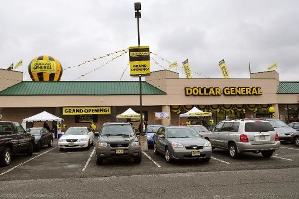 Dollar General Puts Up Rival Bid For Family Dollar