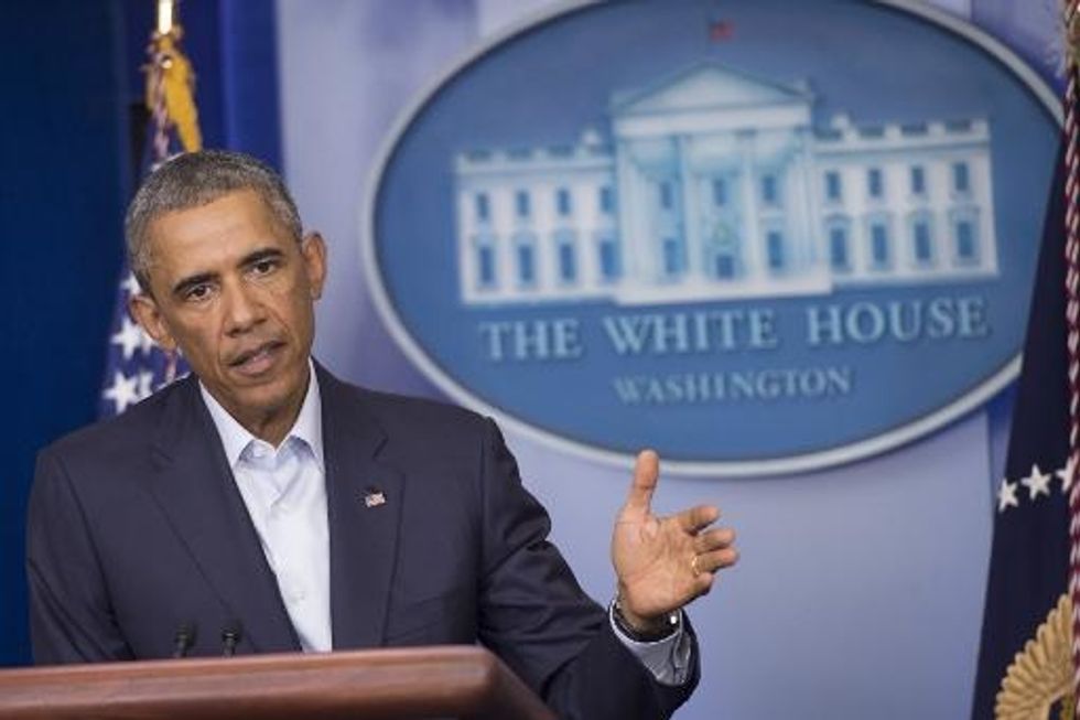 Obama Walks Fine Line On Racial Issues