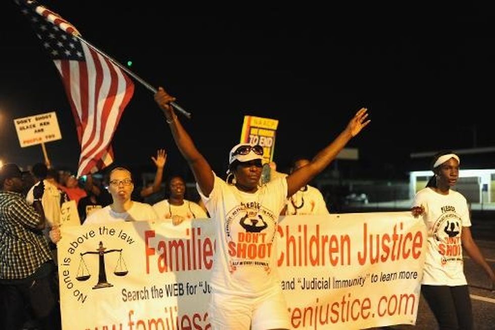 Hundreds Of Mourners Wait Outside Church For Michael Brown’s Funeral