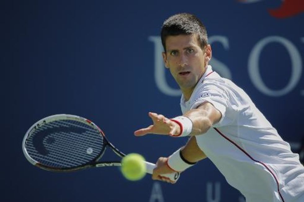 Djokovic, Serena, Murray Sail Through At U.S. Open