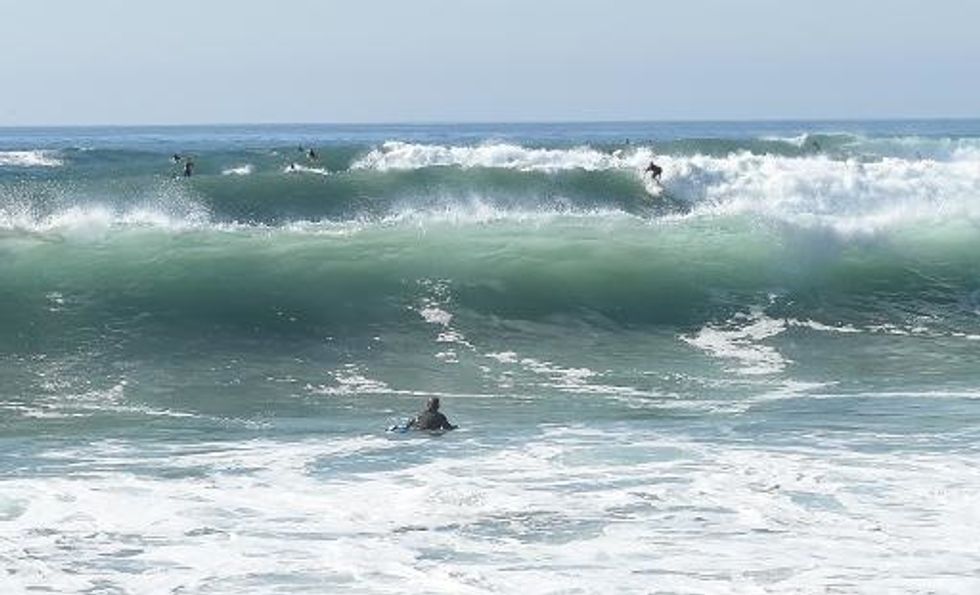 High Surf Continues Along Calif. Coast As Hurricane Marie Effect Wanes