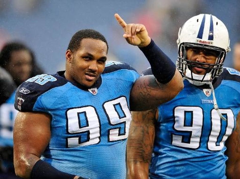 Titans Agree To Extension With Casey