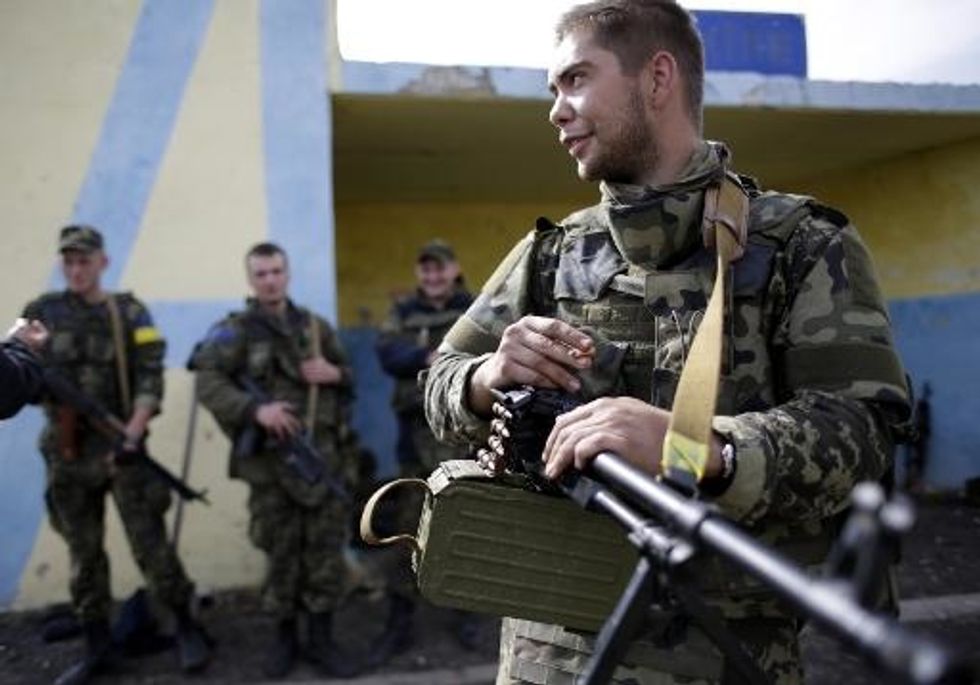 EU Steps Up Russia Sanctions As ‘1,000 Troops’ Remain In Ukraine