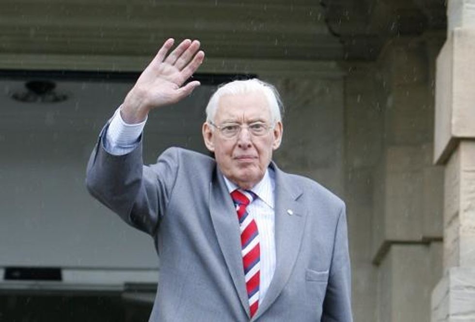 Ian Paisley, Key Figure In Northern Ireland Peace Process, Dies At 88